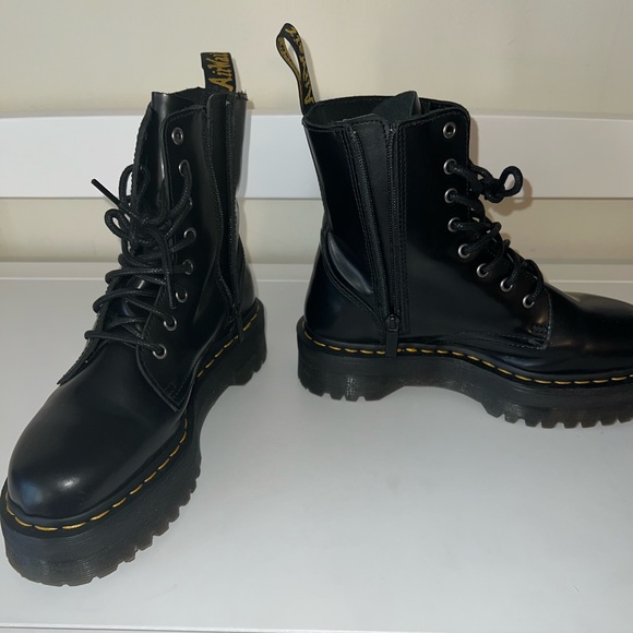 Dr. Martens “Jadon” Smooth Leather Platform Boots - Black - Picture 3 of 9